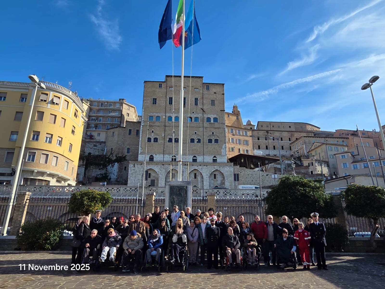 Fiaba-Day_foto-di-gruppo-Capitaneria-di-Porto-AN