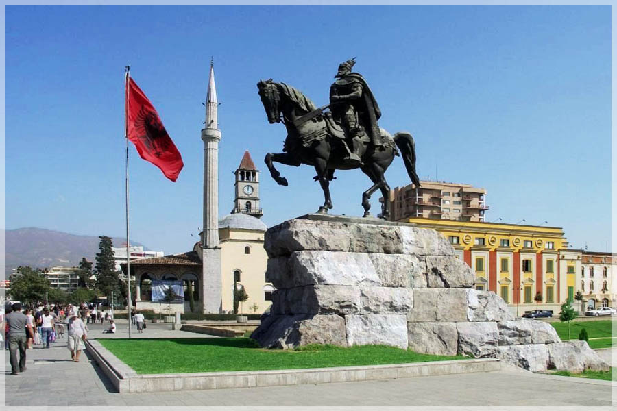 tirana turismo in albania